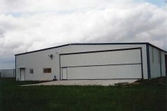 HANGAR-BROOKSHIRE---BI-FOLD-DOOR